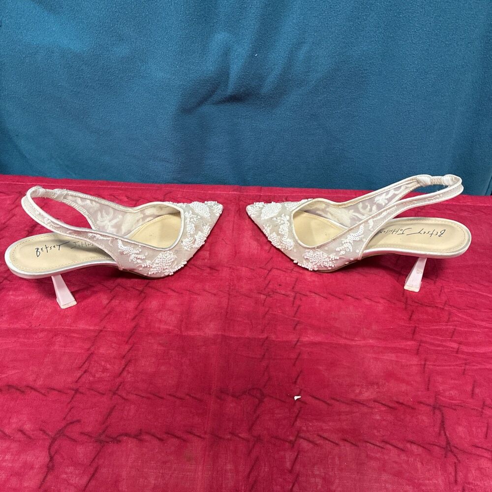 Betsey Johnson Nikki Women's Pump Size 7M - Picture 3 of 5